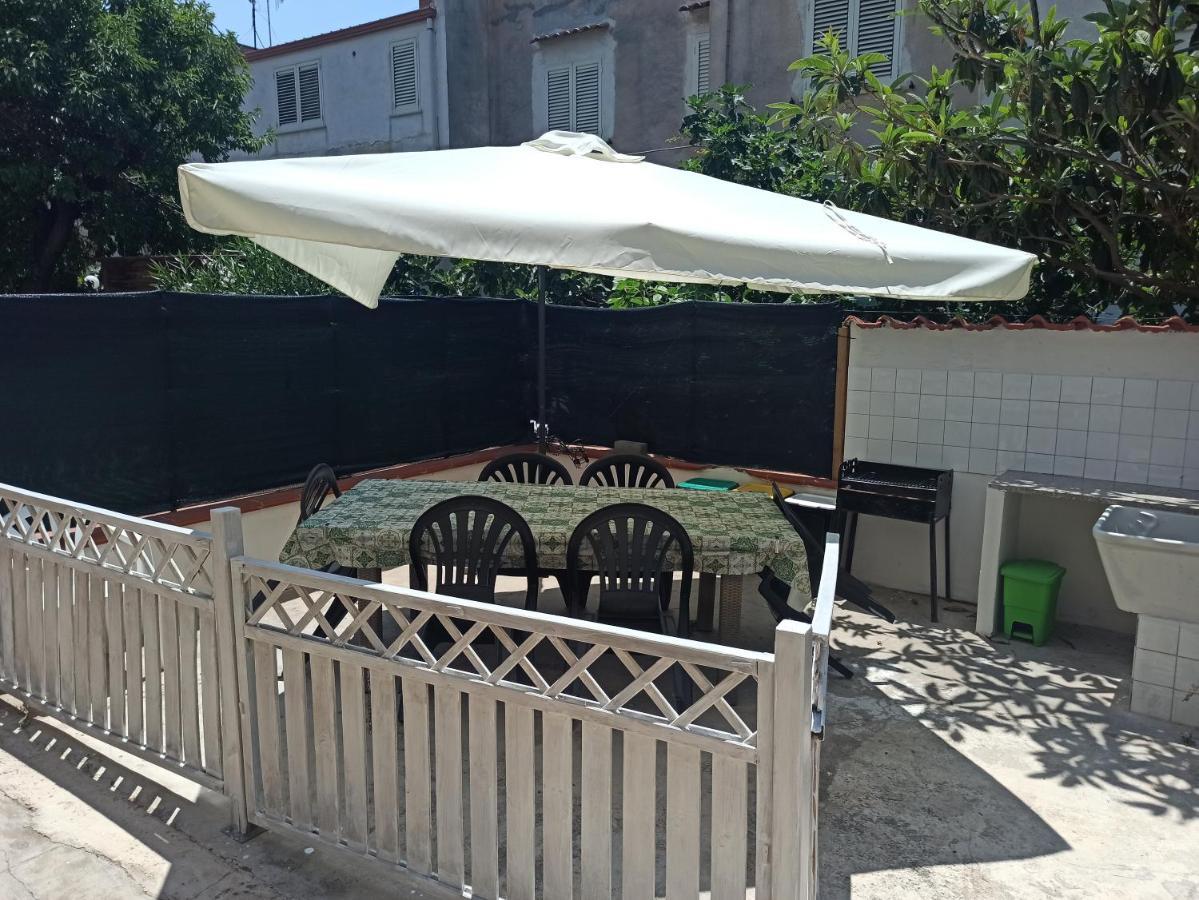 Vila A Casa Di Nonna Maria Terrasini Exteriér fotografie
